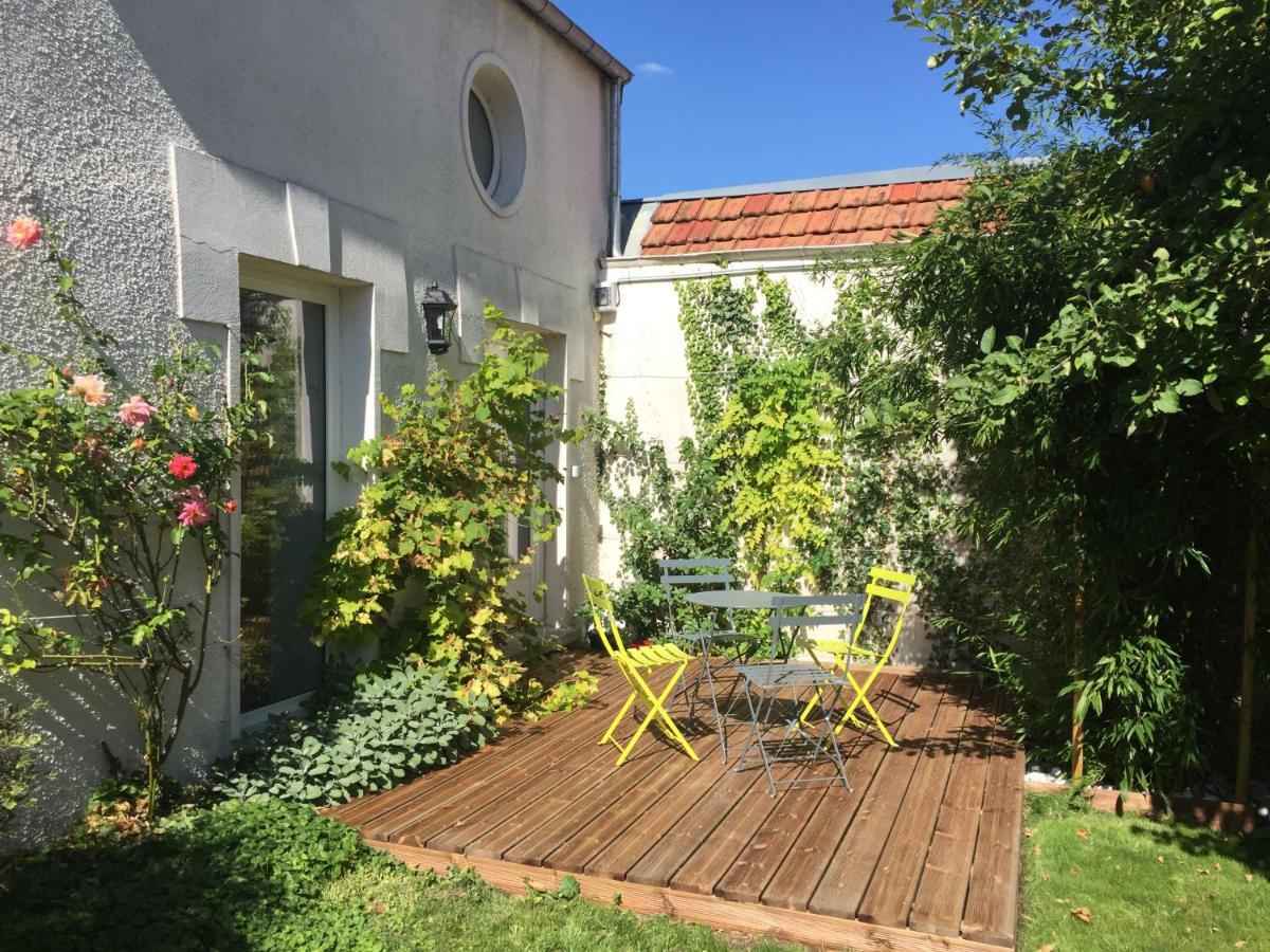 Les Gites Du Clos Saint-Martin Maule Kültér fotó