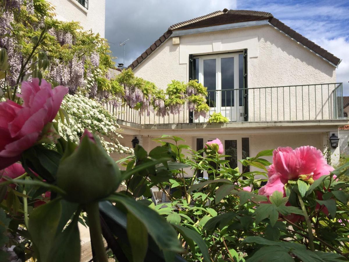 Les Gites Du Clos Saint-Martin Maule Kültér fotó