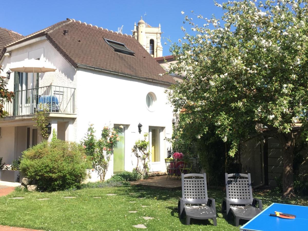 Les Gites Du Clos Saint-Martin Maule Kültér fotó