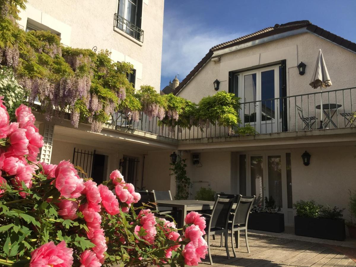 Les Gites Du Clos Saint-Martin Maule Kültér fotó